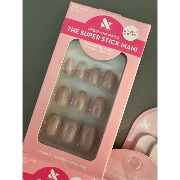 Olive & June Extra Short Press On Nail Bundle With Nail Stickers and Files - Picture 2 of 6